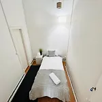 Luxury Rooms, Location In The