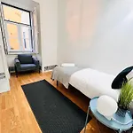 Luxury Rooms, Location In The Хостел *