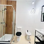 Хостел Luxury Rooms, Location In The