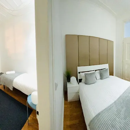 Luxury Rooms, Location In The Lisboa