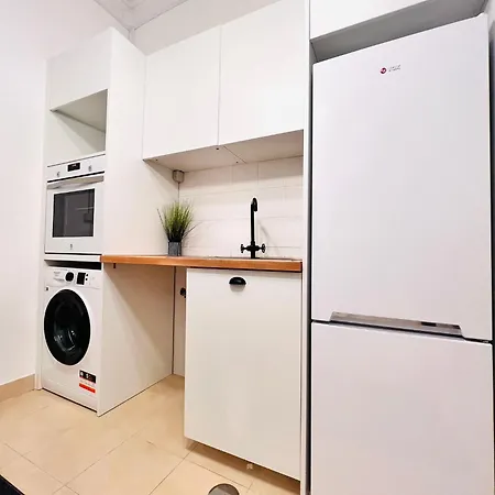 Luxury Rooms, Location In The * ליסבון
