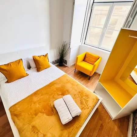 Luxury Rooms, Location In The אכסניה *