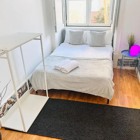 Luxury Rooms, Location In The Lisbon
