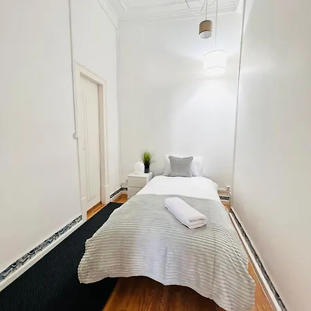 Luxury Rooms, Location In The 리스본